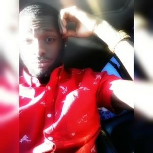 Meet your Posher, Devin